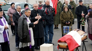 Powtórny_pochówek_ks_Szmyda_7