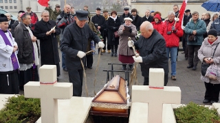 Powtórny_pochówek_ks_Szmyda_9