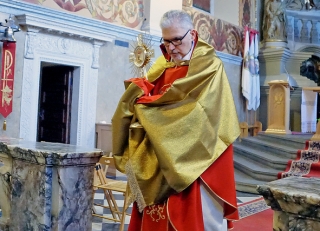 Wielki_Piatek_2019-29